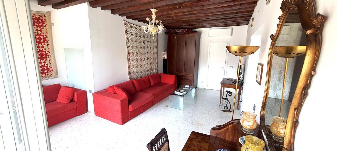 Elisabeth Waterfront Apartment Venecia Exterior foto