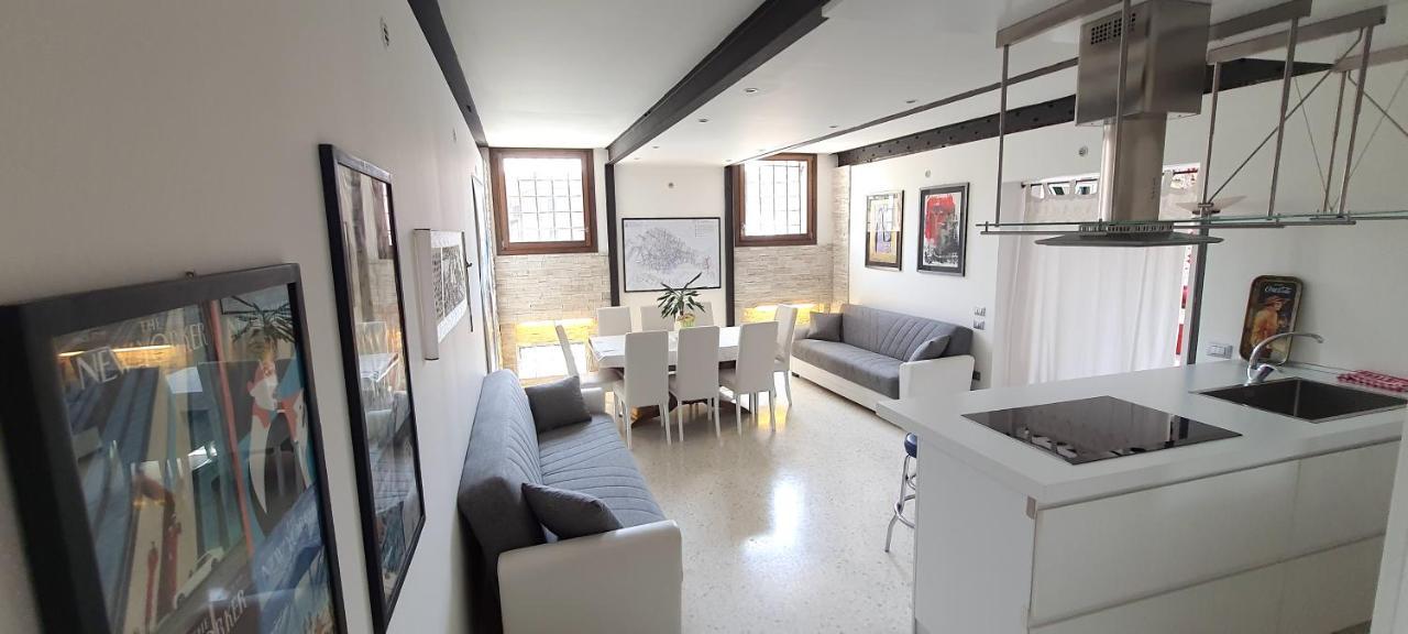 Elisabeth Waterfront Apartment Venecia Exterior foto