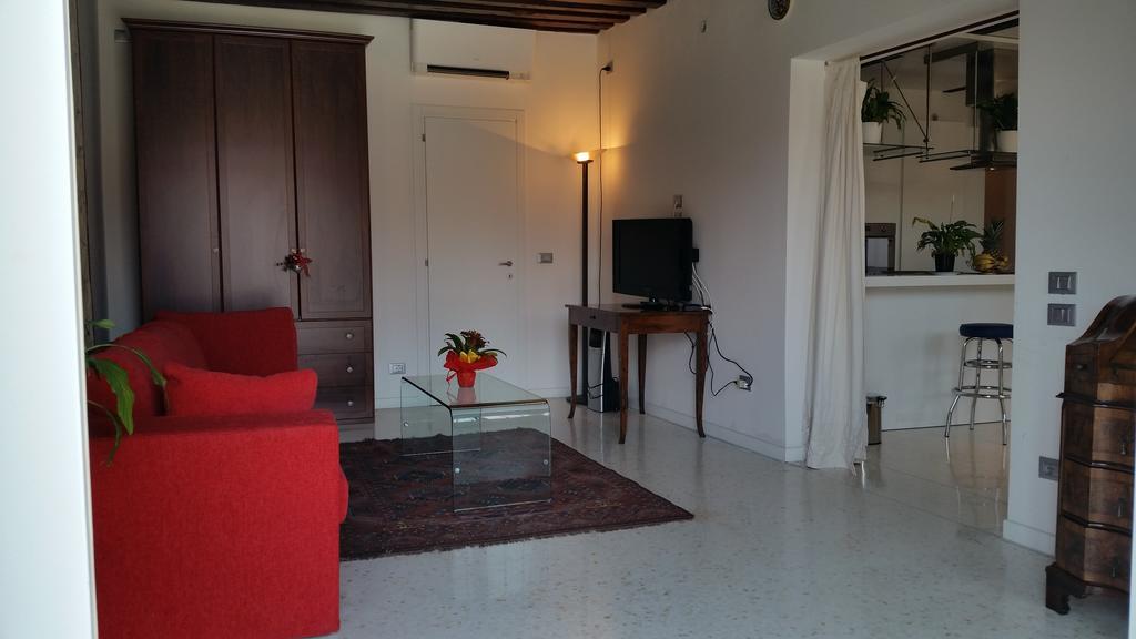 Elisabeth Waterfront Apartment Venecia Exterior foto