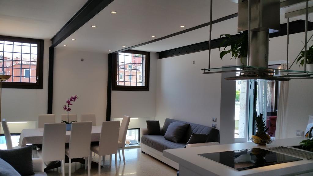 Elisabeth Waterfront Apartment Venecia Exterior foto